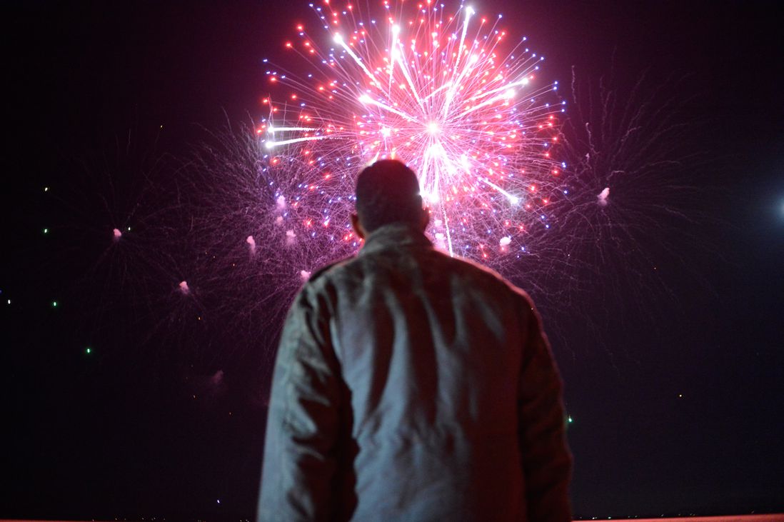 Usher in the Mojave Desert, watching the fireworks test <br/>